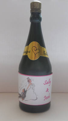 RUNAWAY GROOM - bubbles (bottle shaped)