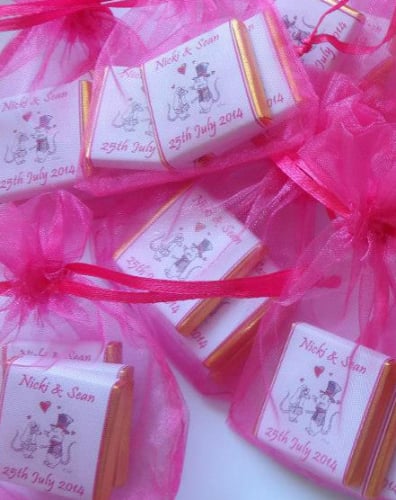 MICE COUPLE (HOT PINK) - filled favour with 3 mini chocs
