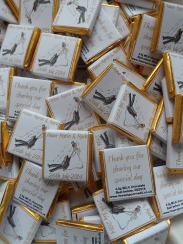 RUNAWAY GROOM (GOLD) - mini 4.5g chocolate favour