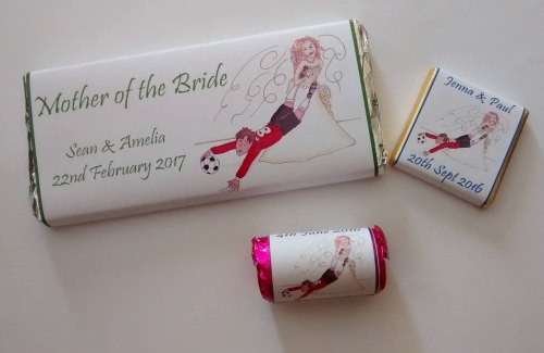 RUNAWAY FOOTBALLER - love hearts (2 sizes)
