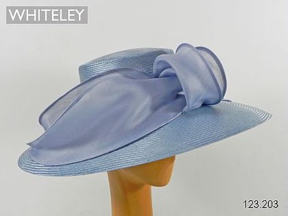 Whiteley hat 123/203 in pale silver grey