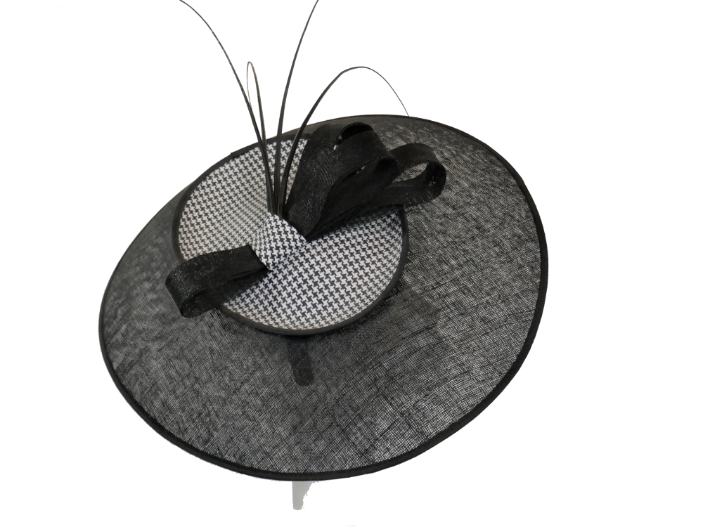 Black & White Dogtooth Large Saucer Disc Hat by Nigel Rayment 1990