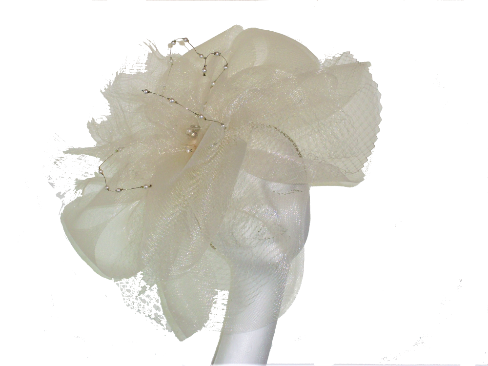 Large Ivory crin headpiece with pearl detail