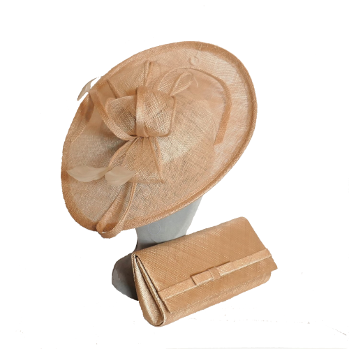 Teardrop shaped disc and matching clutchbag Natural nude AD1