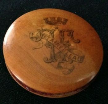 Antique treen ware pin wheel Fontainebleau Crest 