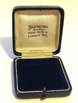 Antique Jewellery display box brooch Bravingtons London