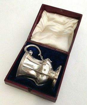 Antique Georgian sterling silver christening mug in fitted box London 1833