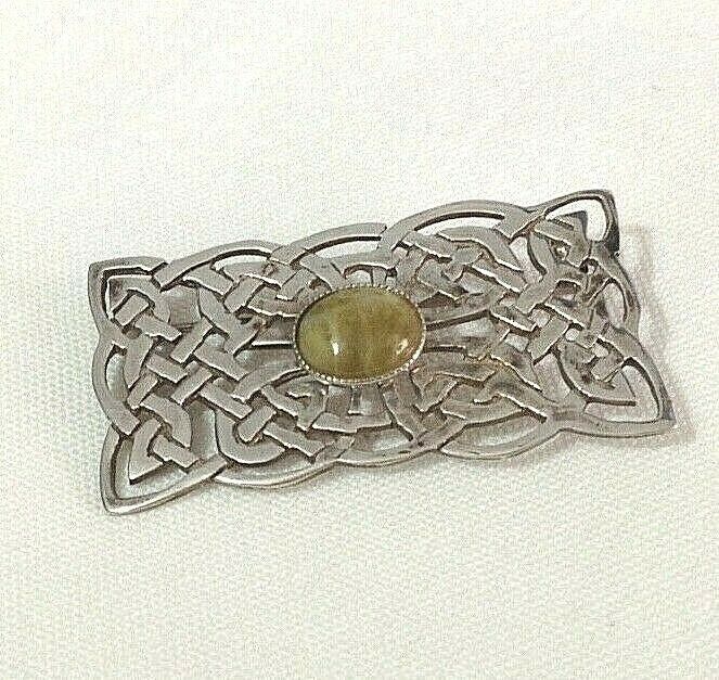 Antique style vintage Celtic brooch pin hallmarked sterling silver Malachit