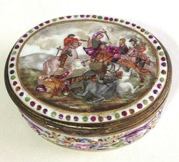 Antique early 20th century Earnst Bohne Söhne box classical scene gilded mount