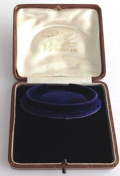 Antique jewellery bangle bracelet display box blue velvet Newport W H Florida