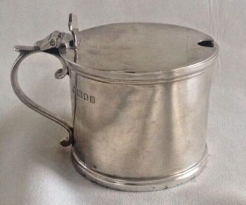Vintage Sterling Silver mustard pot hallmarked 1937 London