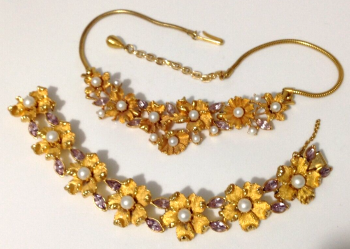 Vintage Corocraft Gold Tone pink stones pearls necklace bracelet