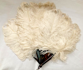 Antique Edwardian Ostrich feather theatre fan T Shell sticks gold heart 1905