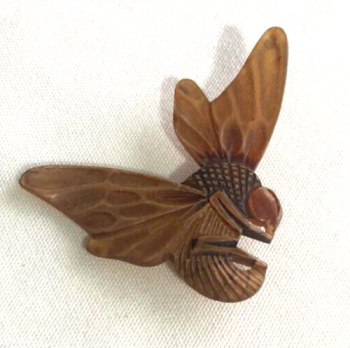 Antique Art Nouveau carved horn bee or hornet brooch pin signed for Georges Flamand Paris