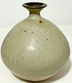 Stoneware vase signed by John Green Basing Farm Cheesemans Studio Pottery