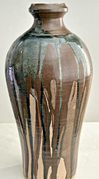 Large stoneware studio pottery vase Ian Morrison Leach Pottery ? wonderful glaze