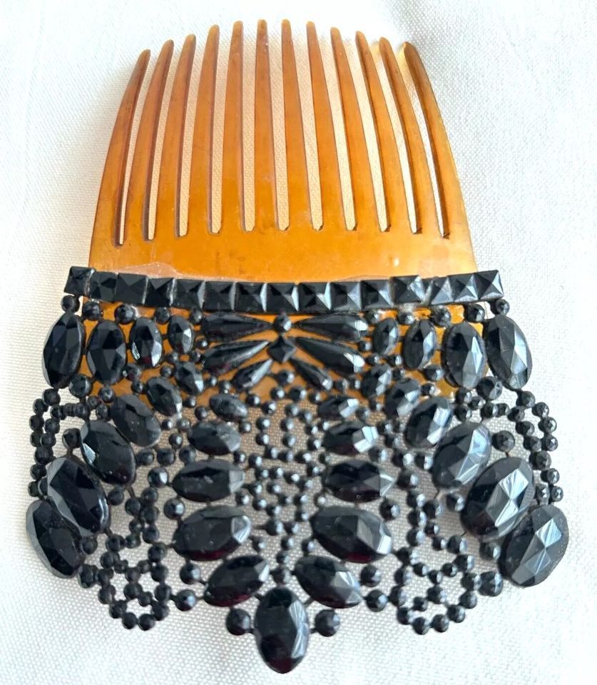 Rare antique Victorian tremble hair comb ornament Vauxhall glass fly bug