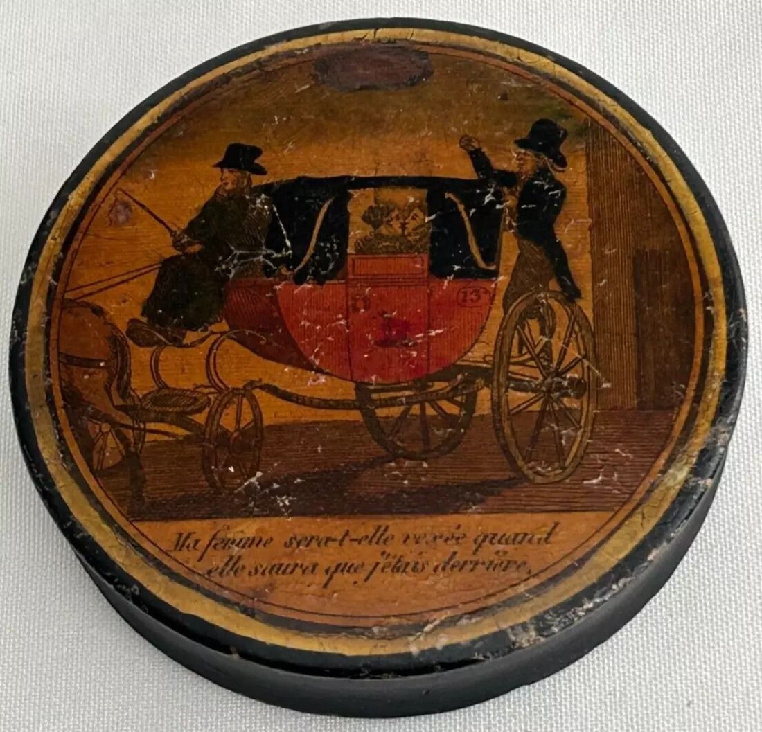 Antique Victorian papier mache courting couple carriage French verse snuff 