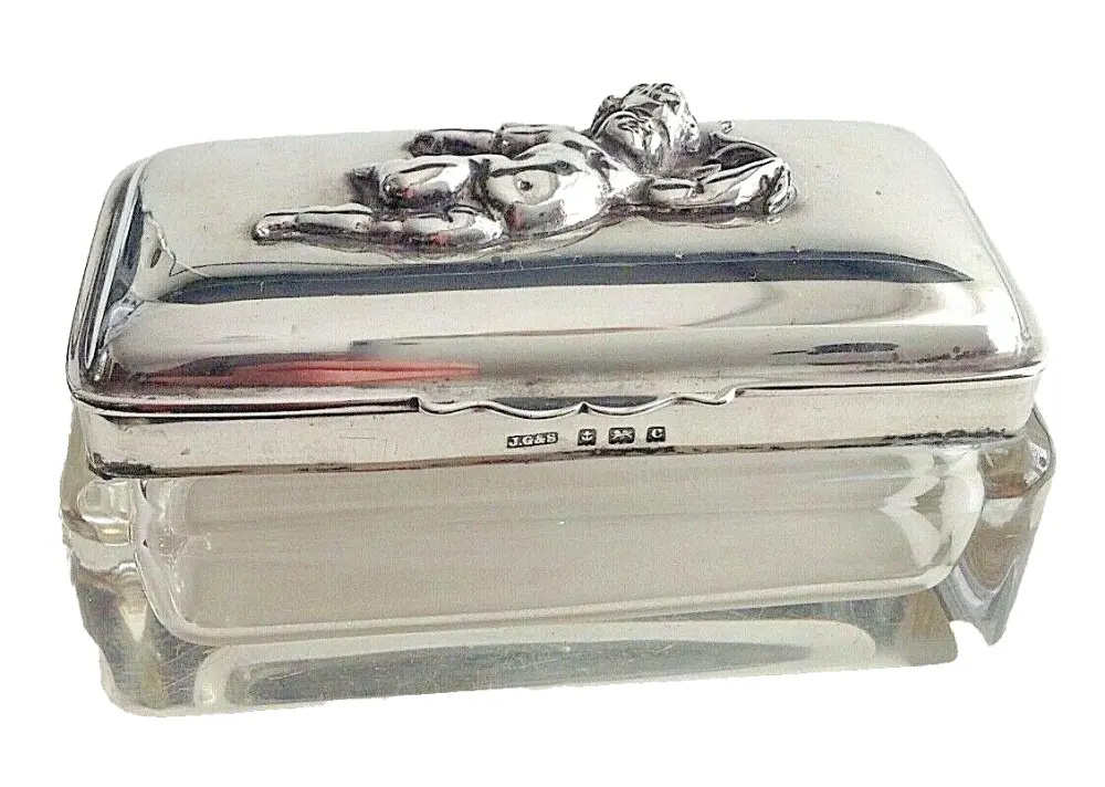 Antique Edwardian Sterling silver hallmarked cherub trinket box 1902