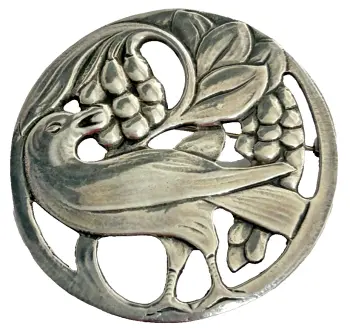 A Antique vintage sterling silver arts & crafts Georg Jensen design brooch pin
