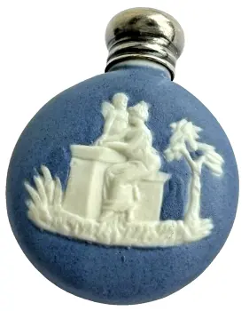 Antique hallmarked sterling silver Wedgewood Style perfume scent bottle 1904