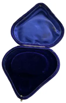 Antique jewellery display box heart shaped midnight blue velvet bracelet locket