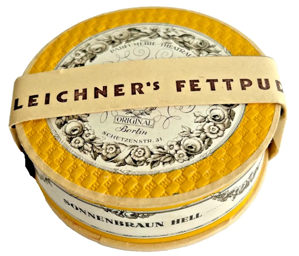 Vintage Antique L Leichner powder box Art Deco full and sealed Berlin
