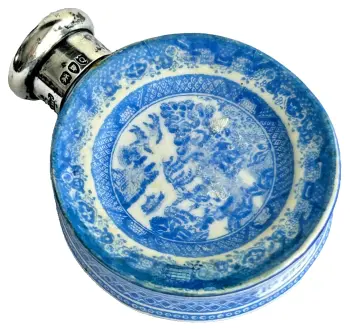 Antique 19th century Samson & Mordan willow pattern perfume scent bottle silver