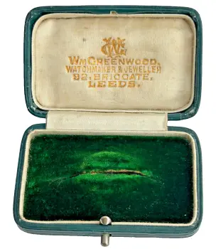 Antique jewellery brooch pin display box W Greenwood Leeds Green velvet interior
