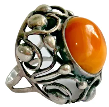 A Sterling silver vintage 1970s Butterscotch Amber E L N Polish ring Hallmarks