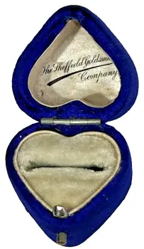 Antique heart jewellery ring display box Sheffield Goldsmiths Co blue velvet