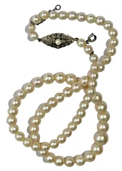 Antique Edwardian pearl necklace with 9ct white gold & Diamond clasp
