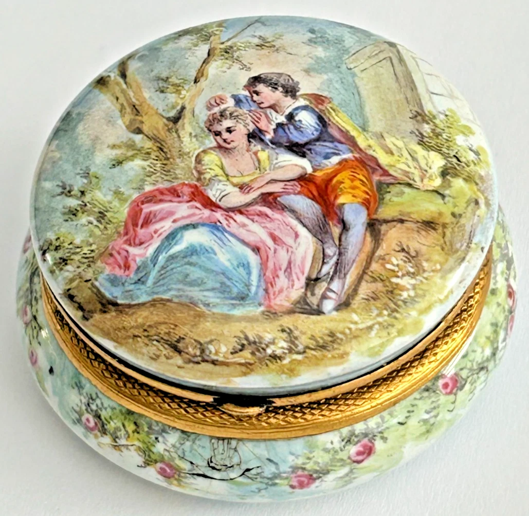 Antique French enamel enamelled silver gilt mounts patch trinket box compac