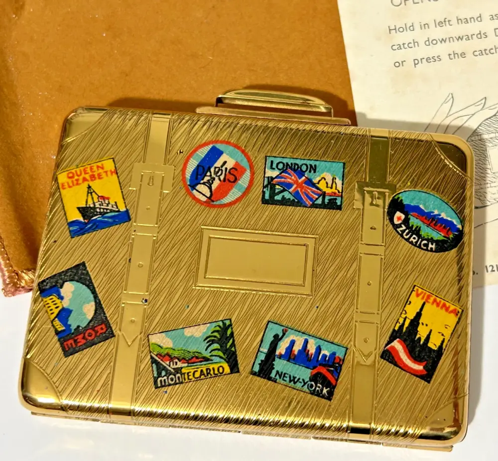 Vintage enamel enamelled powder compact Bon Voyage with pouch & box Kigu