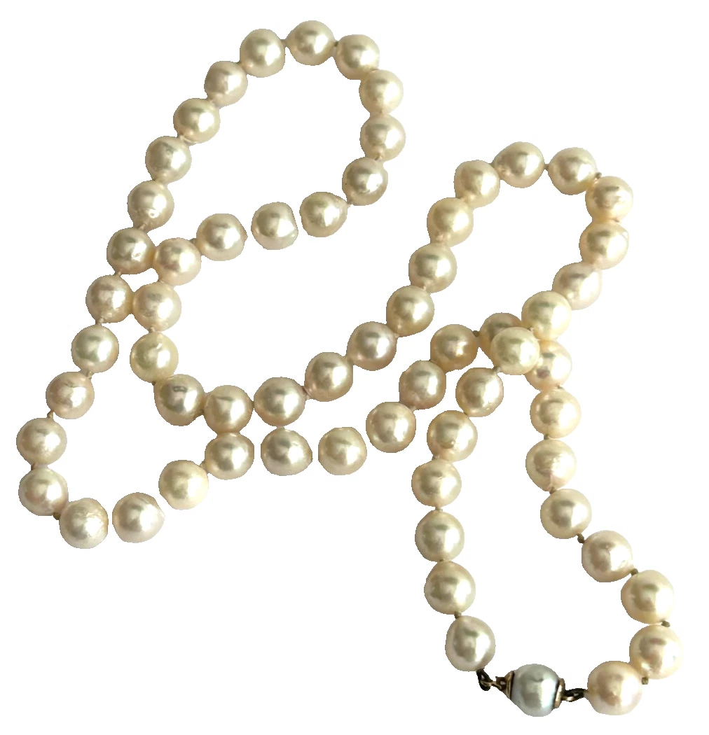 Vintage 9 ct gold clasp beautiful freshwater creamy white pearl necklace