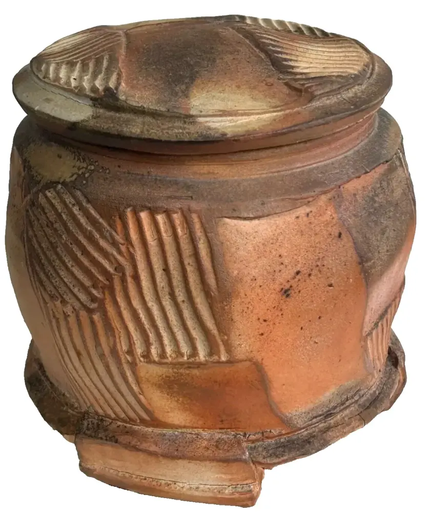 Studio Pot pottery Signed Roz Herrin from La Borne storage box sandstone