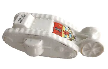 Antique WW1 crested china model of a British tank Tref-y-clawdd crest