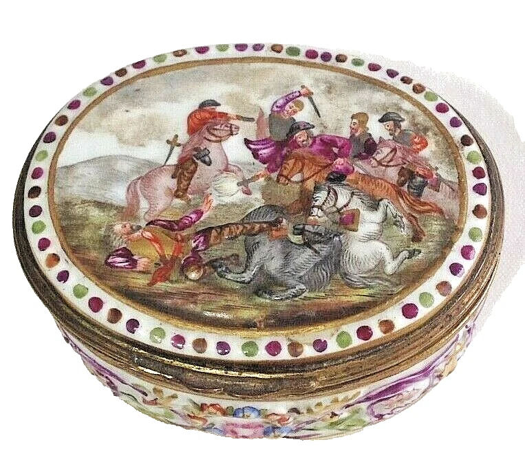 Antique early 20th century Earnst Bohne Söhne box classical scene gilded mo