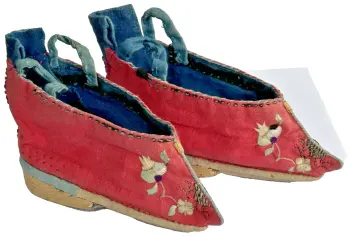 Antique bound foot feet Chinese shoes embroidered lotus slippers spider flowers