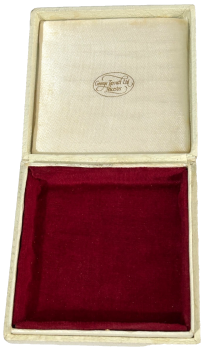 Vintage George Tarrant Ltd Leister brooch pin display box