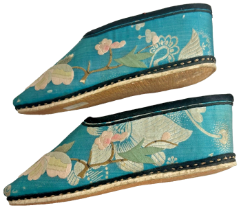 A Antique pair of Chinese Embroidered bound foot feet lotus shoes Qing dynasty