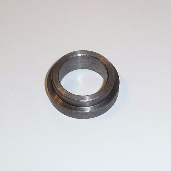 BUSH, SWING ARM SPINDLE SPACER - RG500