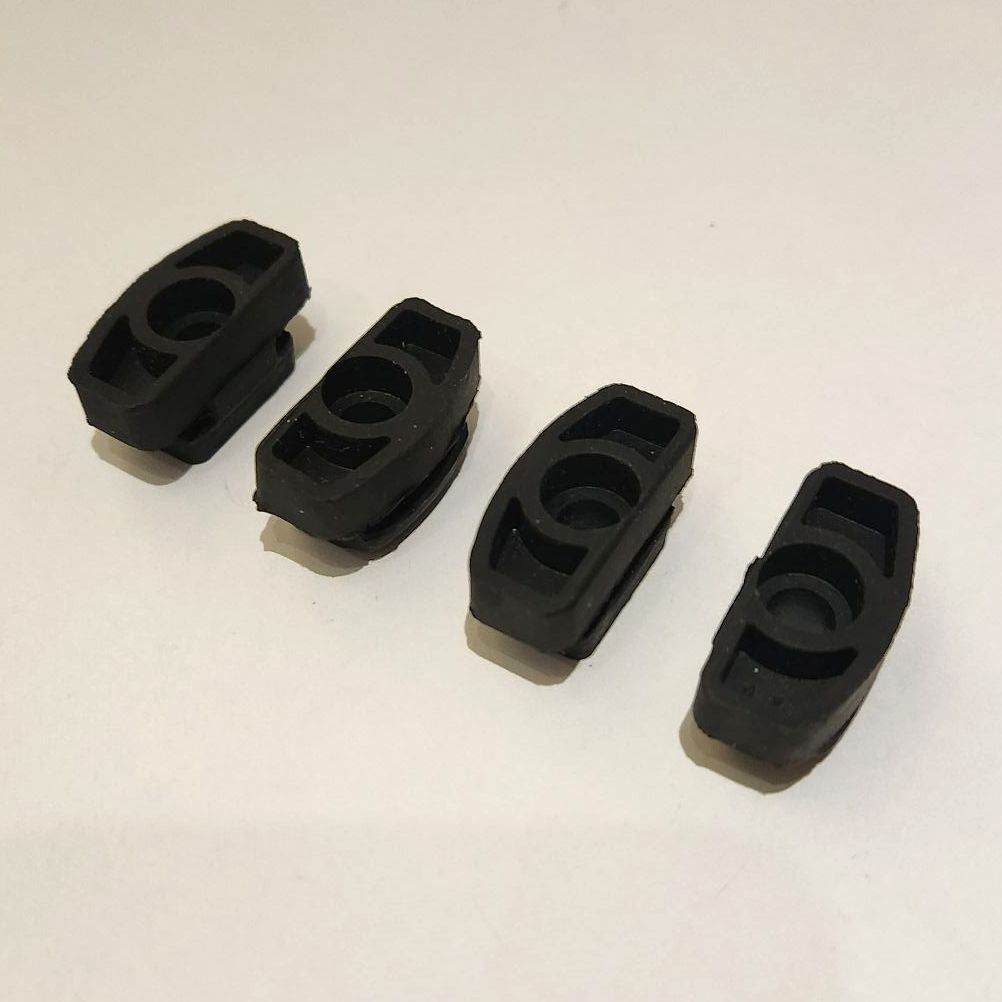 CUSHION, SPEEDO & TACHO MOUNT RUBBER - GT250 X7, GT200 X5, SP400, SP370 (USED)