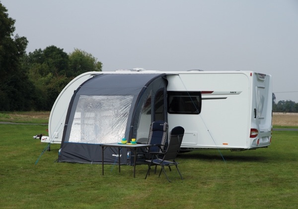 Quest Travel Smart Lynx 240 Air Awning 
