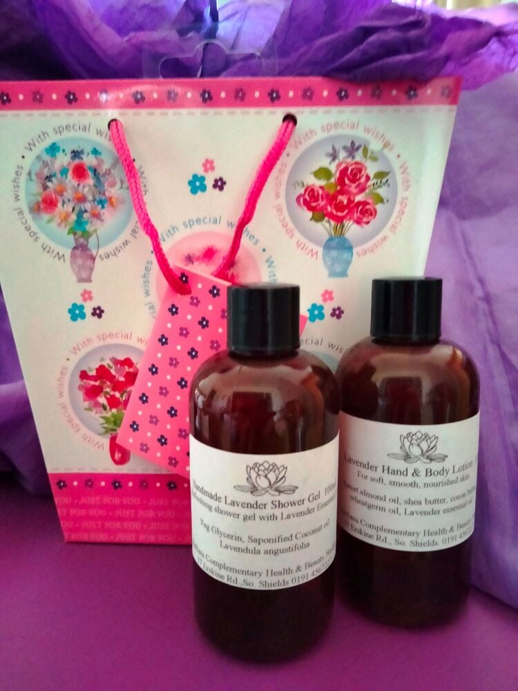 Lavender gift box of 2 popular products