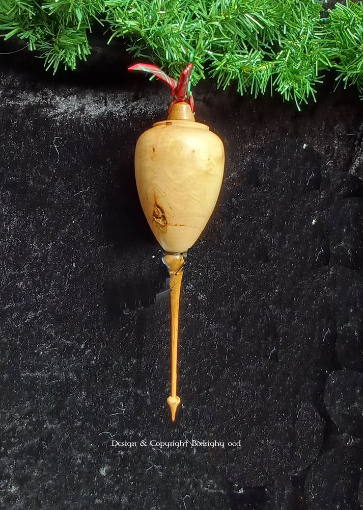 Field Maple Pendant