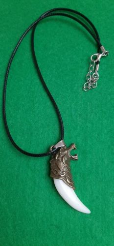 WolfToothMenNecklace02