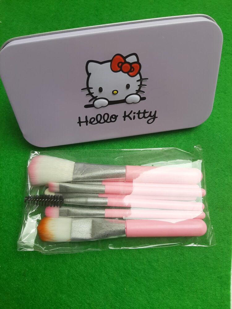 Hello Kitty 7pcs Mini Makeup Brush Set