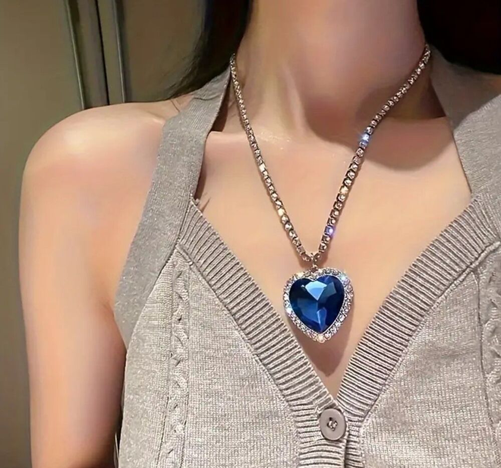 Ocean Blue Heart Shape Rhinestone Necklace