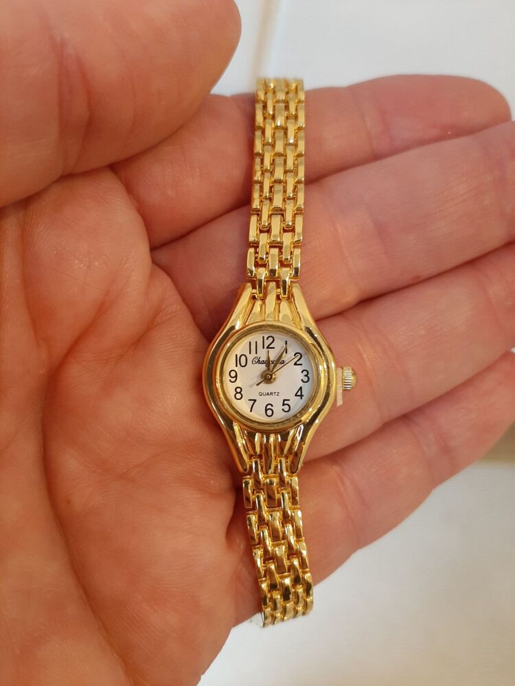 Lovely Gold Watch Design 4